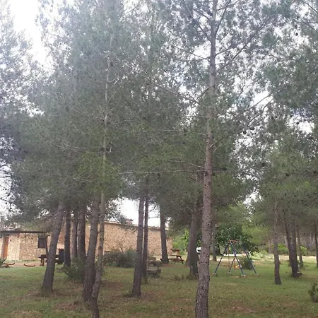En Pleno Paraje Natural La Chirala Farm stay Enguera