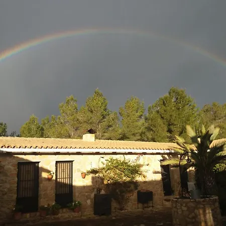 Farm stay En Pleno Paraje Natural La Chirala